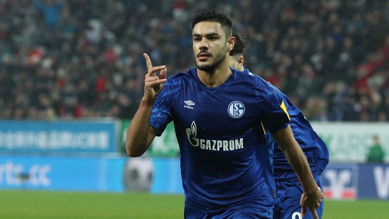Ozan Kabak tarihe geçmeye hazırlanıyor 9