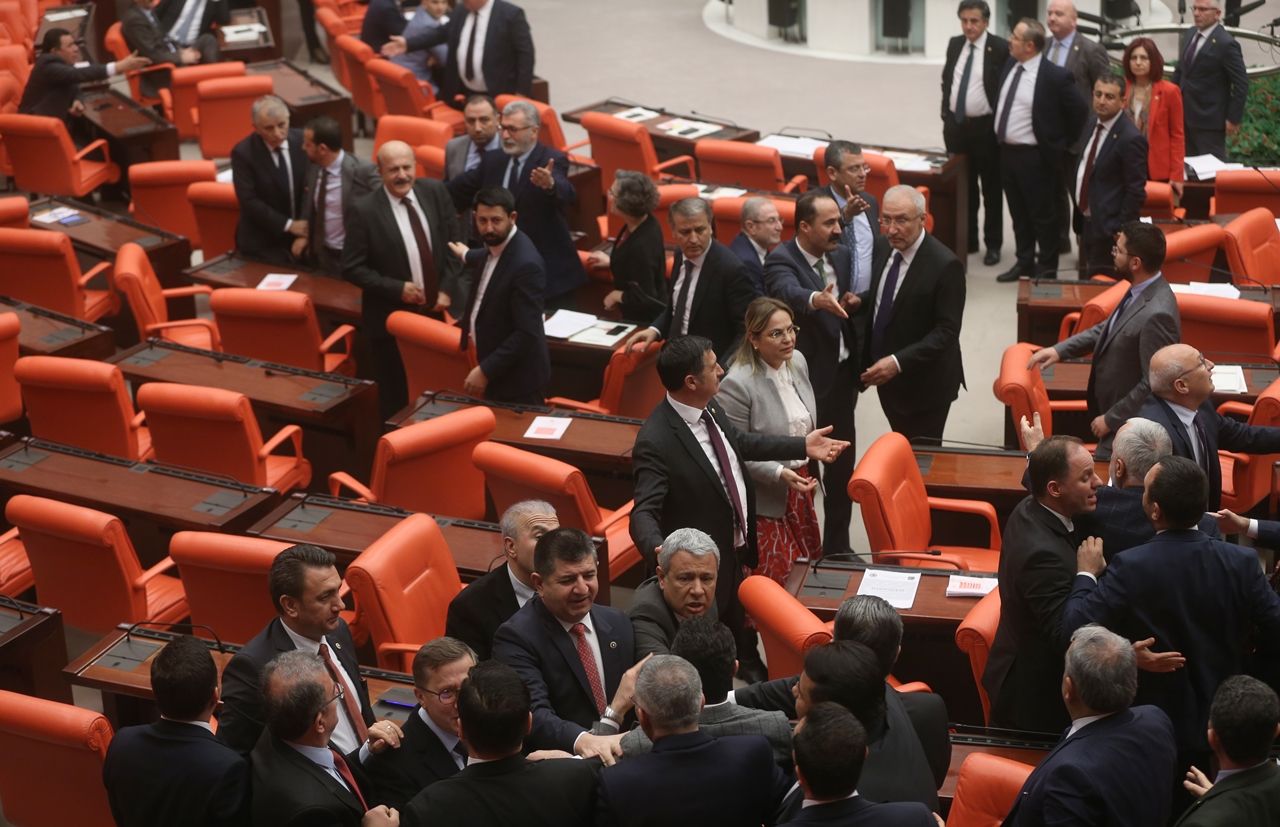 HDP'li vekilin skandal sözleri ortalığı karıştırdı! 2