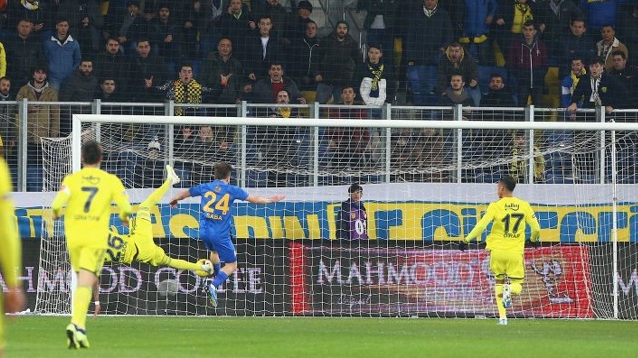 İşte F.Bahçe'yi düşüşe getiren hatalar! 1