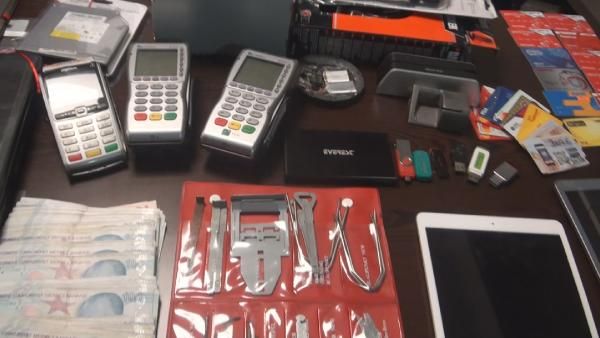 Yüzlerce kişiyi mağdur eden ATM farelerine baskın 1