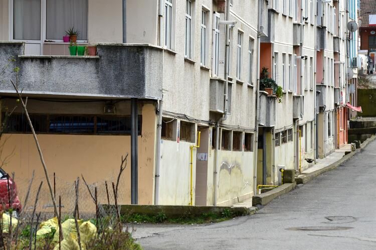 Pisa kulesi değil, Rize'de bir bina! 6