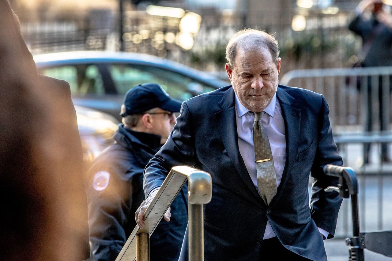 ABD'li yapımcı Harvey Weinstein hakkında karar... 4