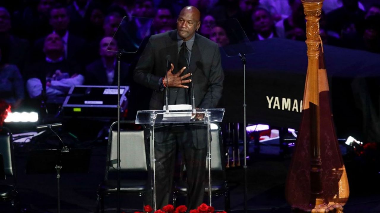Kobe Bryant ve Gianna Bryant için anma töreni düzenlendi! Michael Jordan'ın gözyaşları... 11