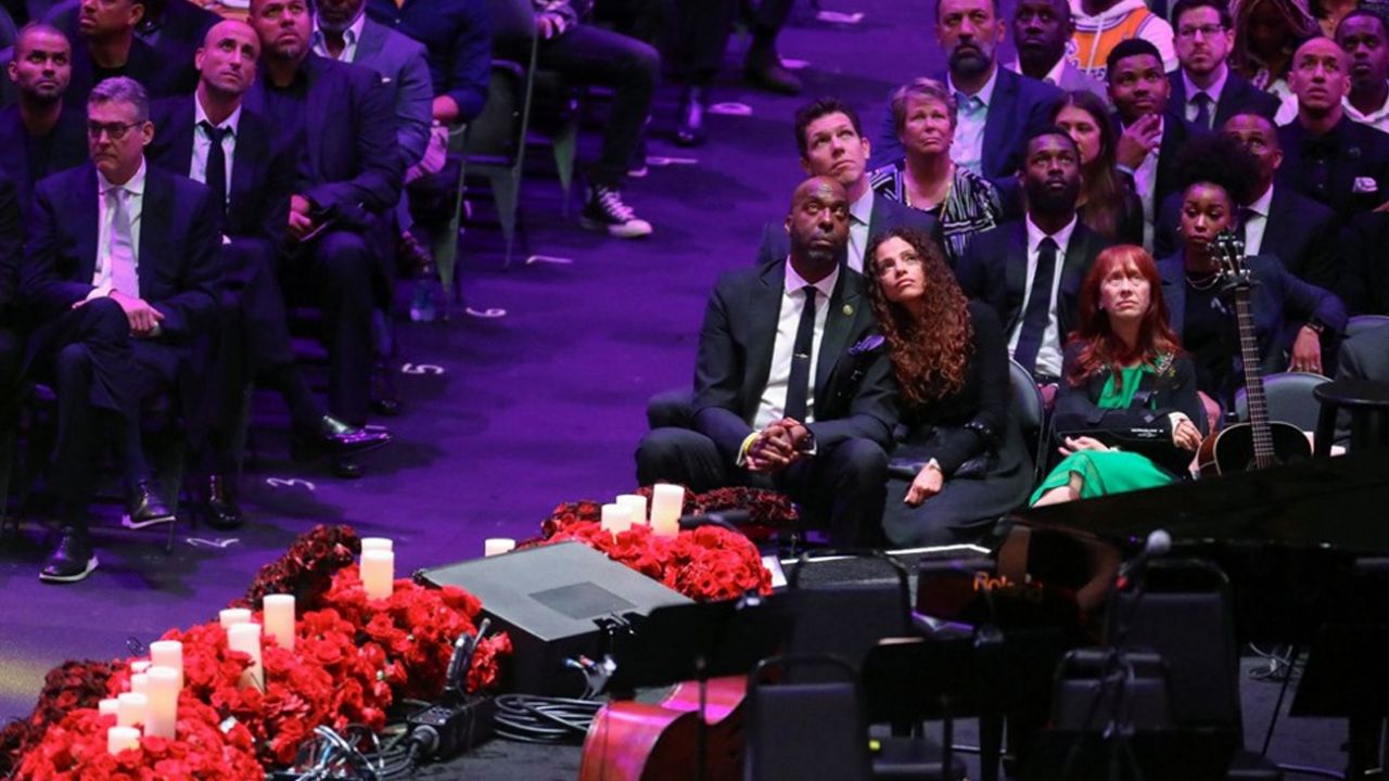 Kobe Bryant ve Gianna Bryant için anma töreni düzenlendi! Michael Jordan'ın gözyaşları... 13