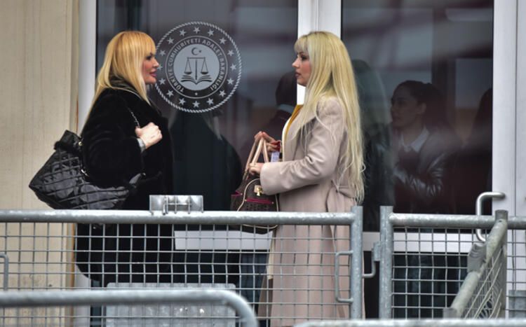 Eski kedicik anlattı: 'Çok pis şeyler yapıyordu' 23
