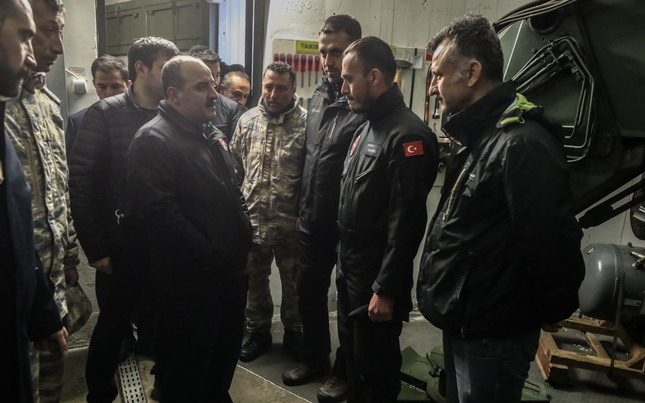 Bakan Varank sıcak bölgede 12