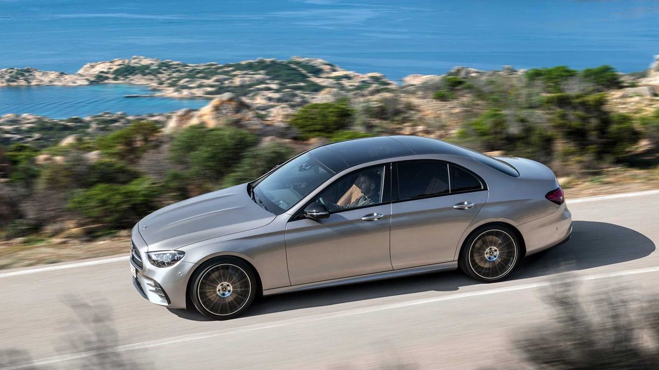 Mercedes yeni E-Serisi'ni tanıttı... 9