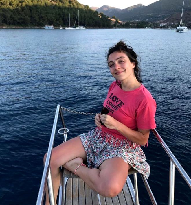 Eşi de çok ünlü bir oyuncu çıktı 7