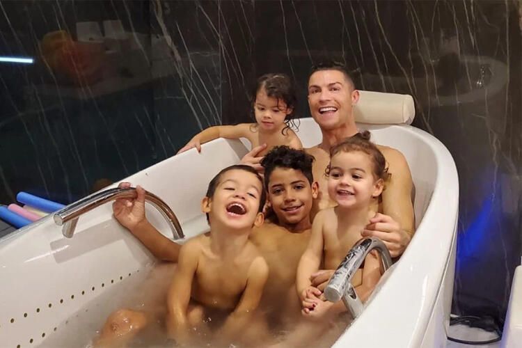 Karantinadaki Ronaldo, ortaya çıktı! 5