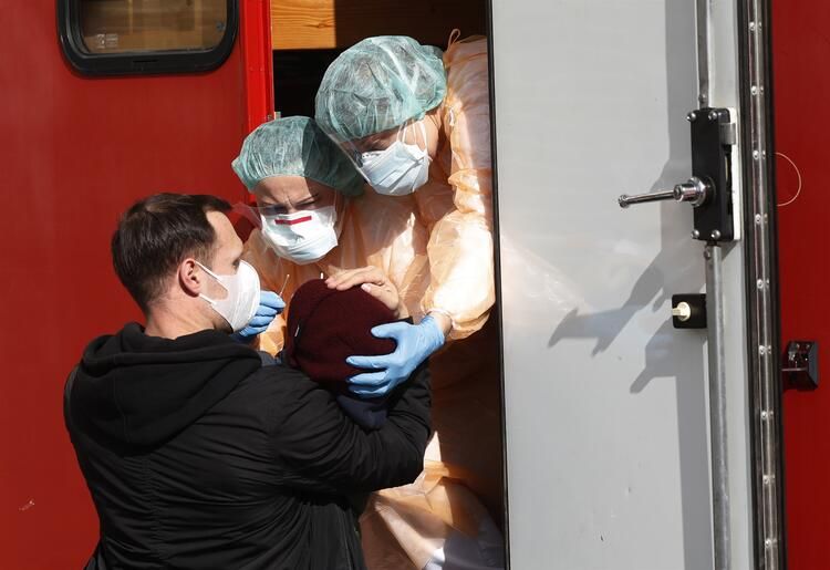 İtalyan doktor dünyayı uyardı: Bu ciddi, hazır olun! 7