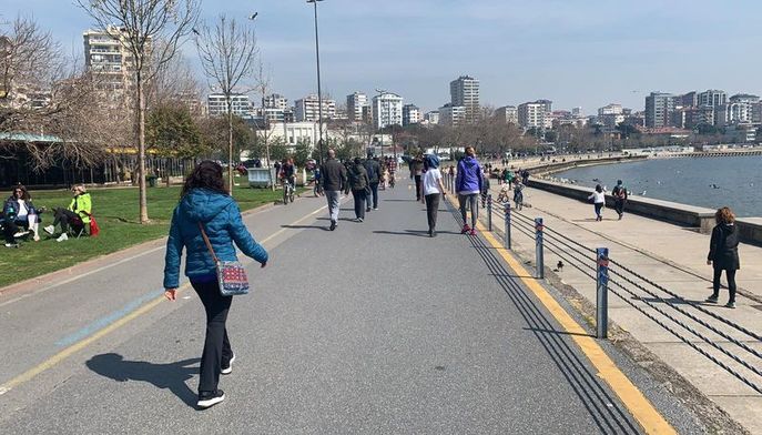 Güzel havaya aldanma #evdekal Türkiye! 1