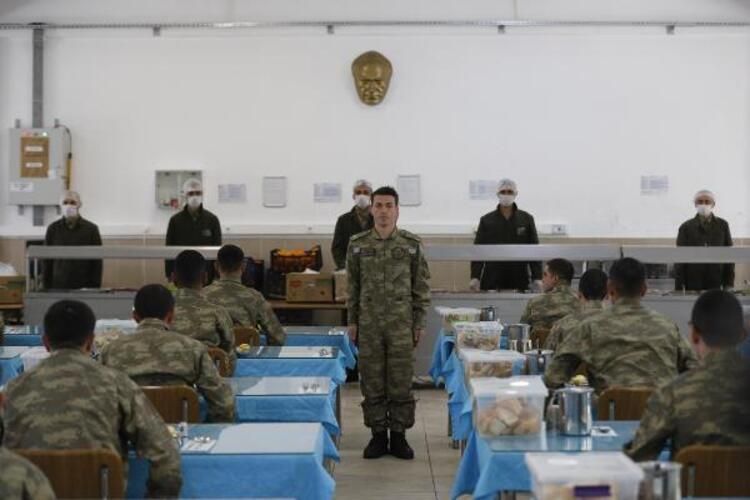 Acemi erlerin sevkinde üst düzey koronavirüs önlemi 11