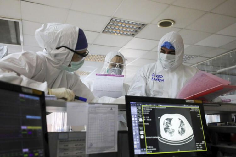 20 Türk doktor üzerinde çalıştı! Korona hastalarının 'deliryum' oranı yüksek 7