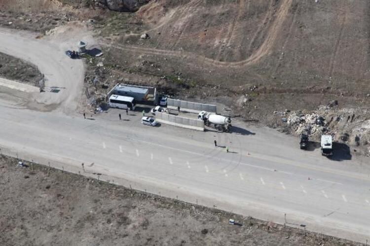 Polis ekipleri havada, karada suda nöbette! Evde kal Türkiye... 12