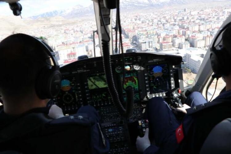Polis ekipleri havada, karada suda nöbette! Evde kal Türkiye... 19