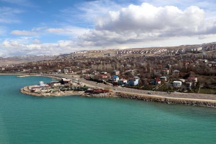 Polis ekipleri havada, karada suda nöbette! Evde kal Türkiye... 17