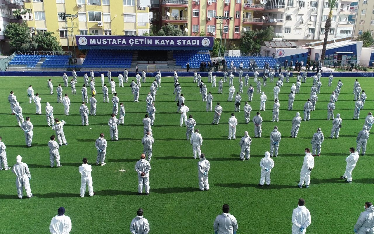 Burası Türkiye! Korona ordusu kuruldu 9
