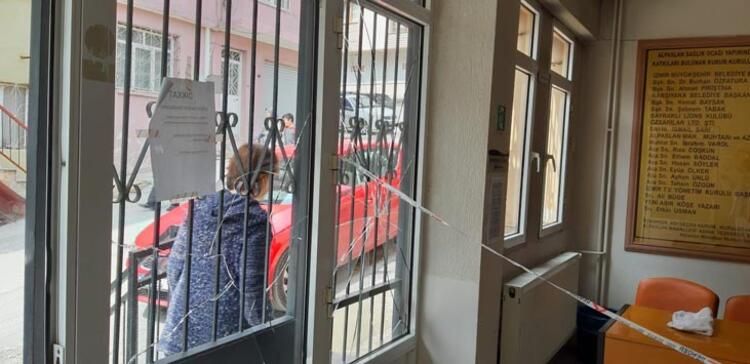 Bunun adı alçaklık! İçeri girip doğrudan hemşirenin odasına koştu 10
