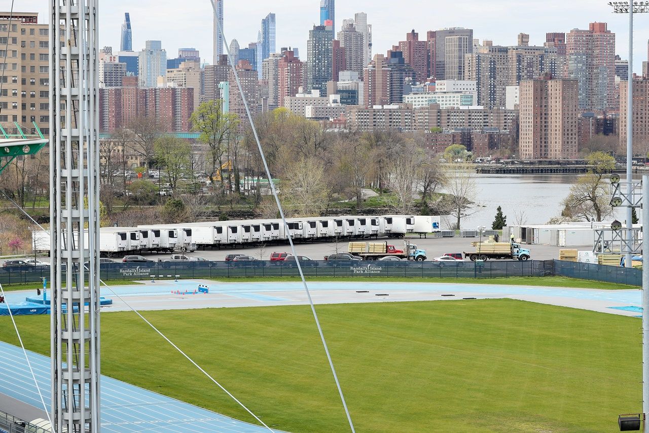New York'ta mobil morglar hazırlanıyor... 8