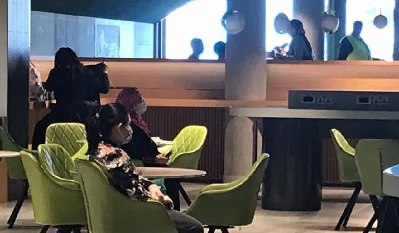 Stadyumun otoparkında korona testi! 8