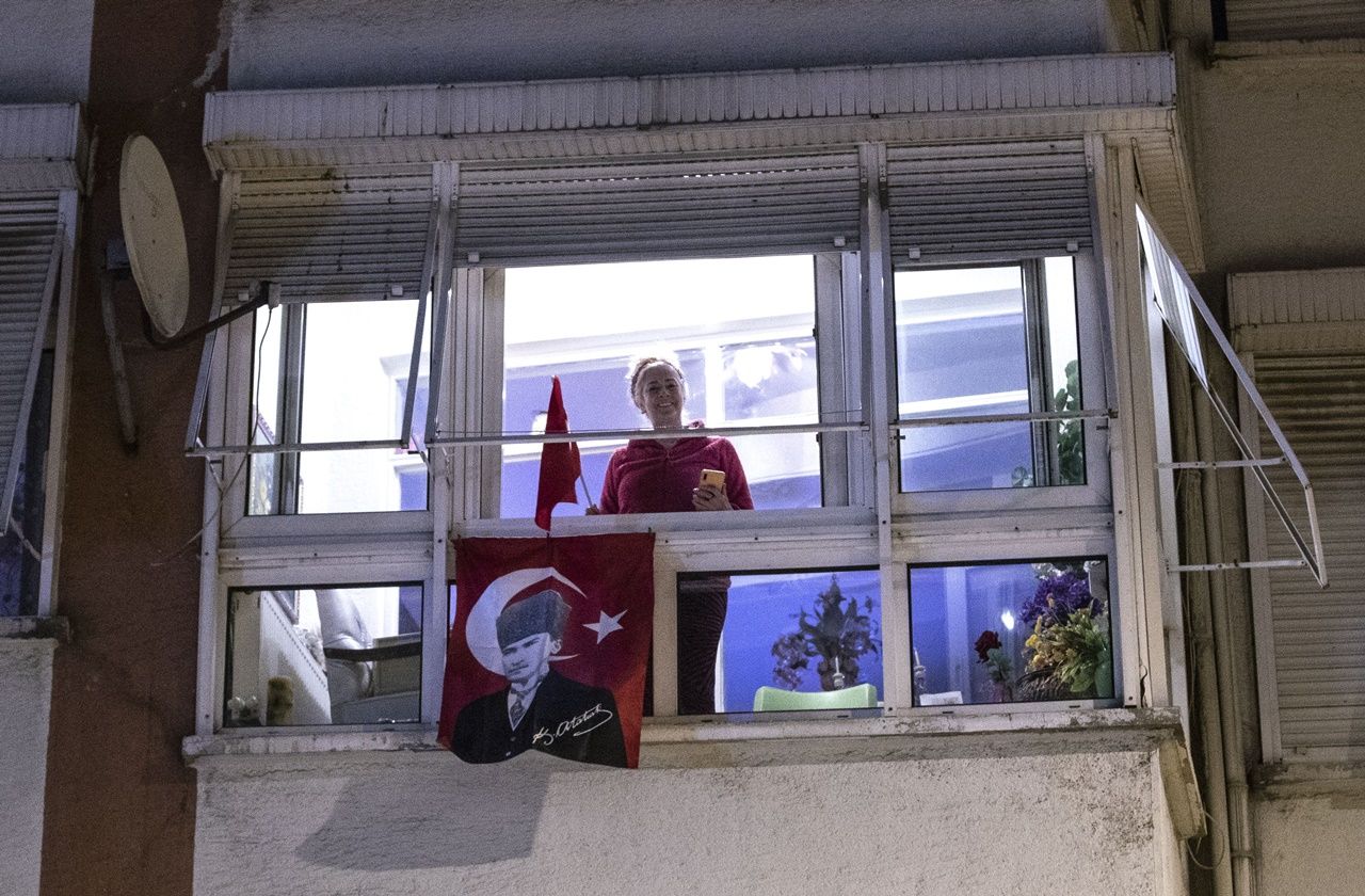 Türkiye tek yürek! Hep bir ağızdan İstiklal Marşı! 5
