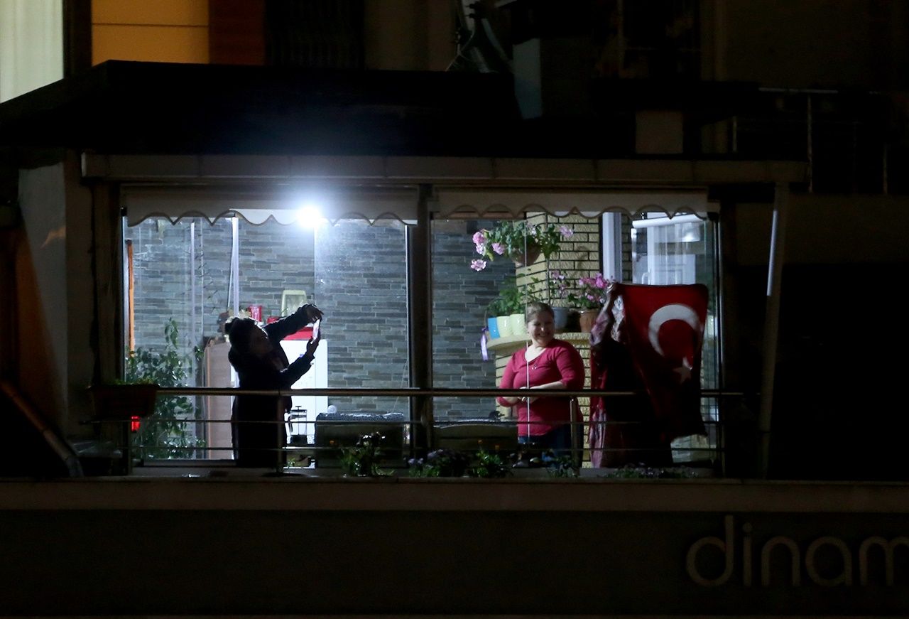 Türkiye tek yürek! Hep bir ağızdan İstiklal Marşı! 21
