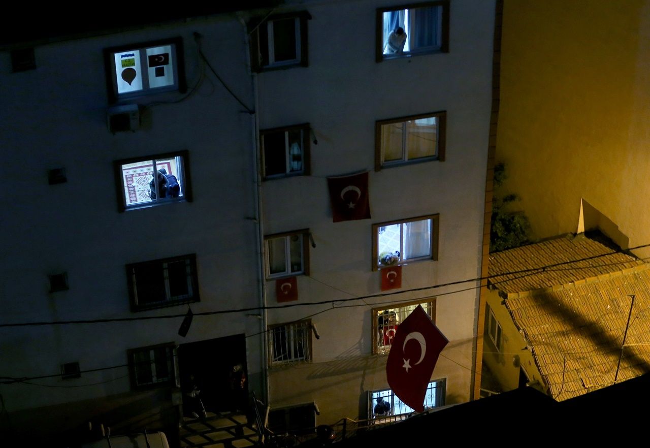 Türkiye tek yürek! Hep bir ağızdan İstiklal Marşı! 23