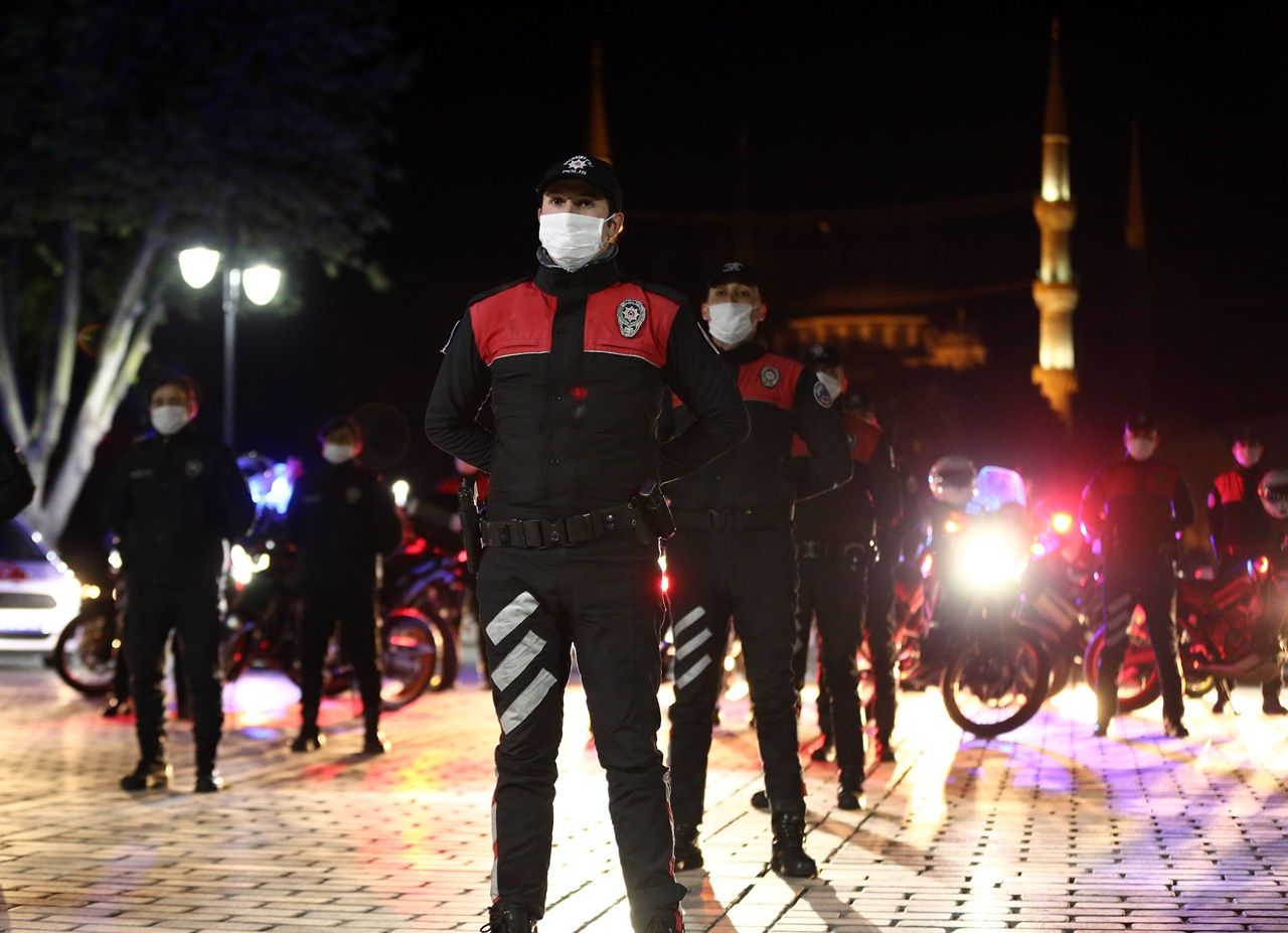 Türkiye tek yürek! Hep bir ağızdan İstiklal Marşı! 35
