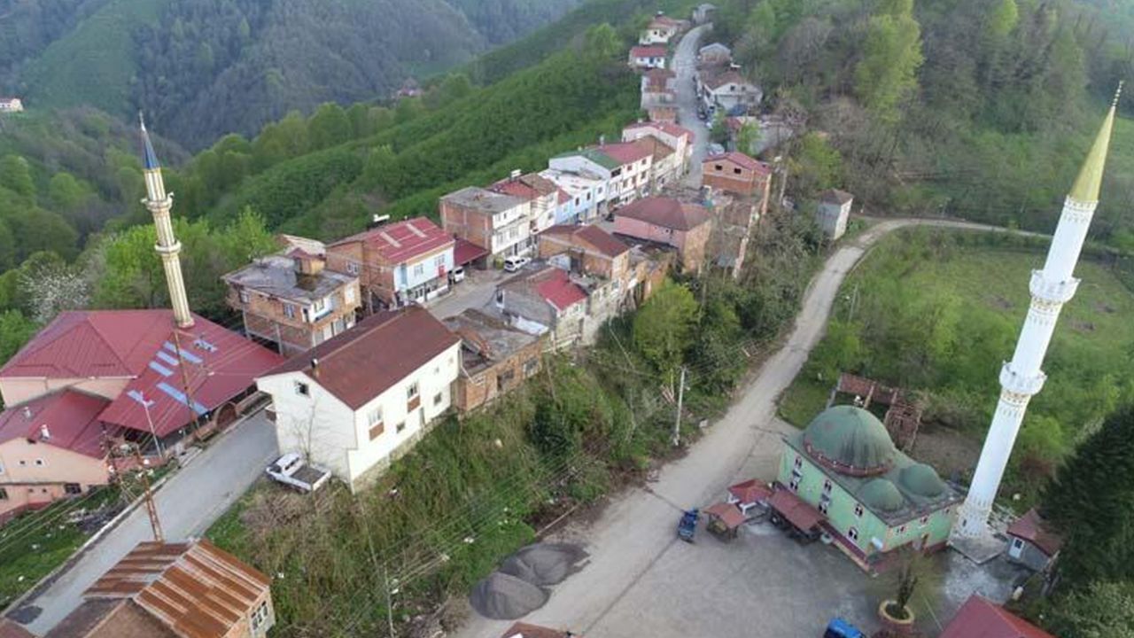 Son dakika... Komşu evlerde 2 dakika farkla iftar açıyorlar 2