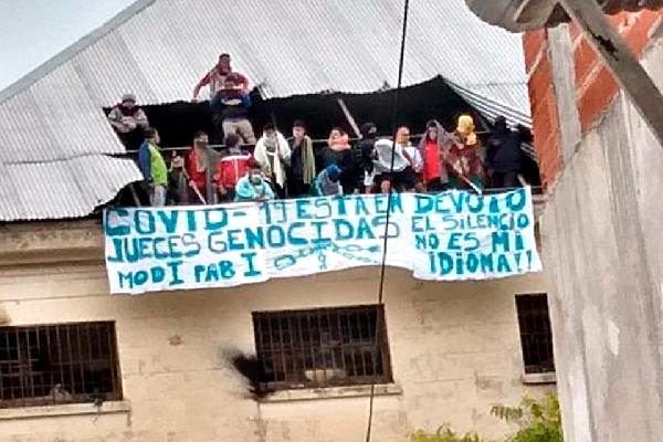 Hapishanede korona isyanı! Mahkum, çatıdan böyle düştü 3