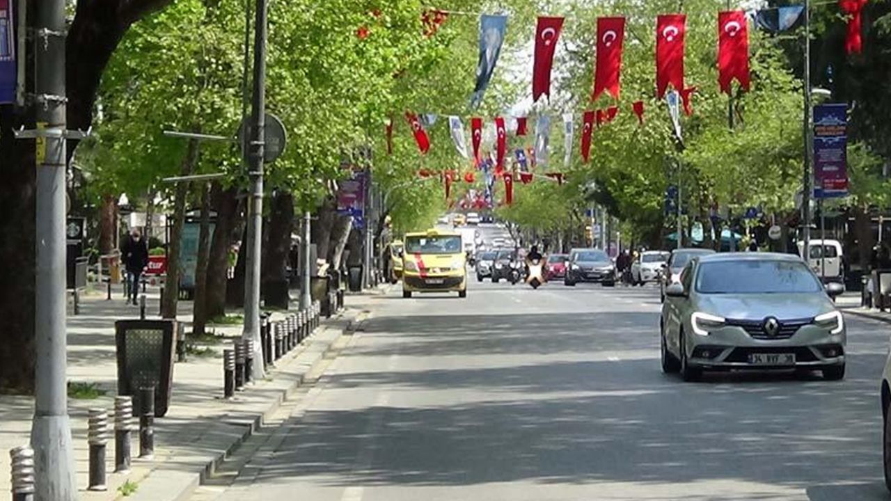 Son dakika... Bağdat Caddesi sokağa çıkma yasağının sonlanmasıyla doldu taştı 9