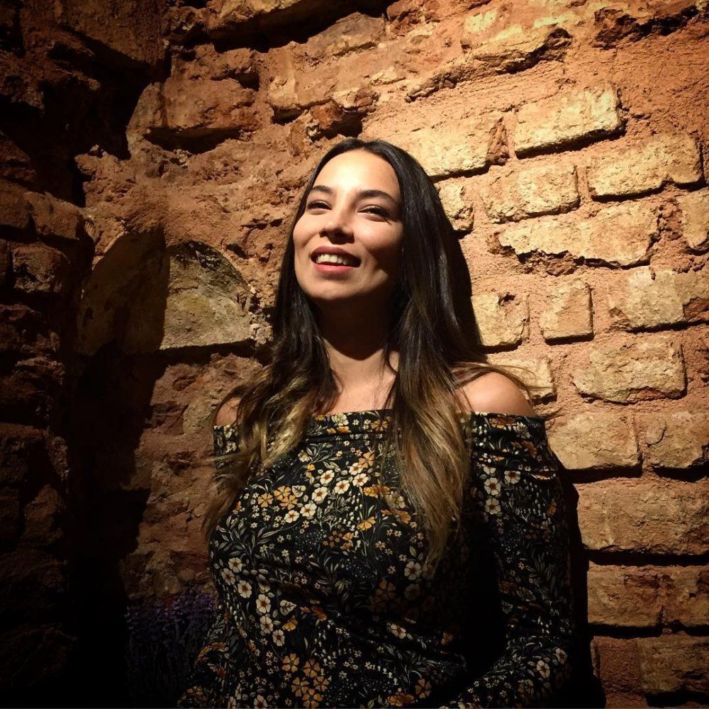 Eniştesi ünlü oyuncuyu hastanelik etti! Kutlamada büyük gerginlik 3