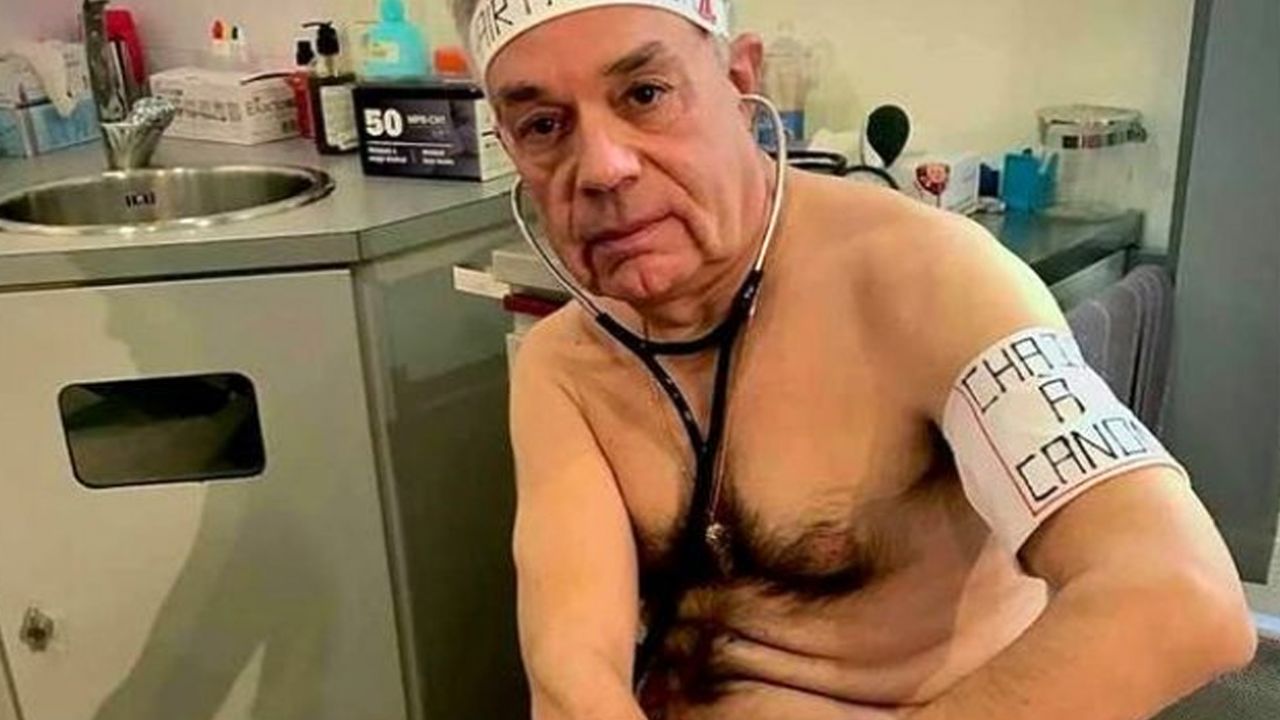 Son dakika... Tıbbi ekipman sıkıntısı çeken Alman doktorlar, durumu çıplak pozlarla protesto ediyor 3