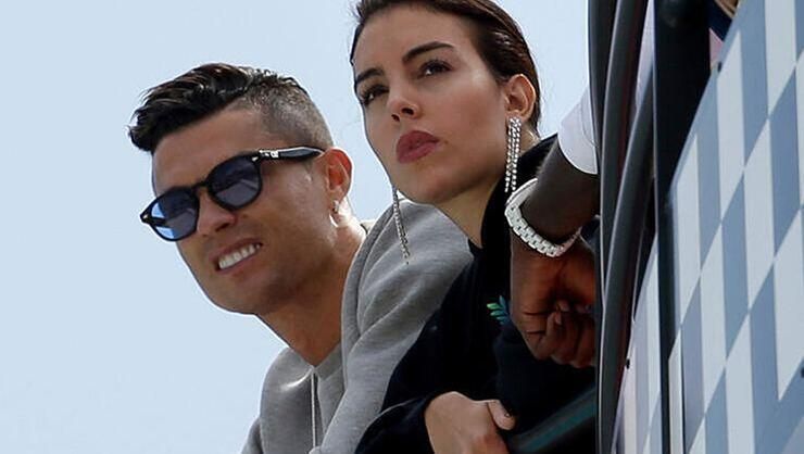 Juventus'ta Ronaldo depremi! Telefonla bildirdi 10