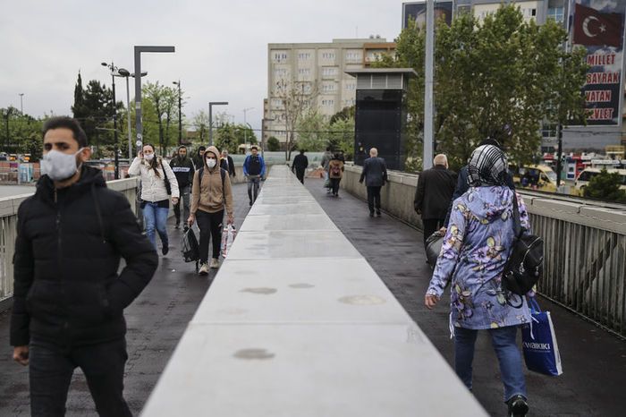 İstanbul trafiği eski günlerini aratmıyor! 4