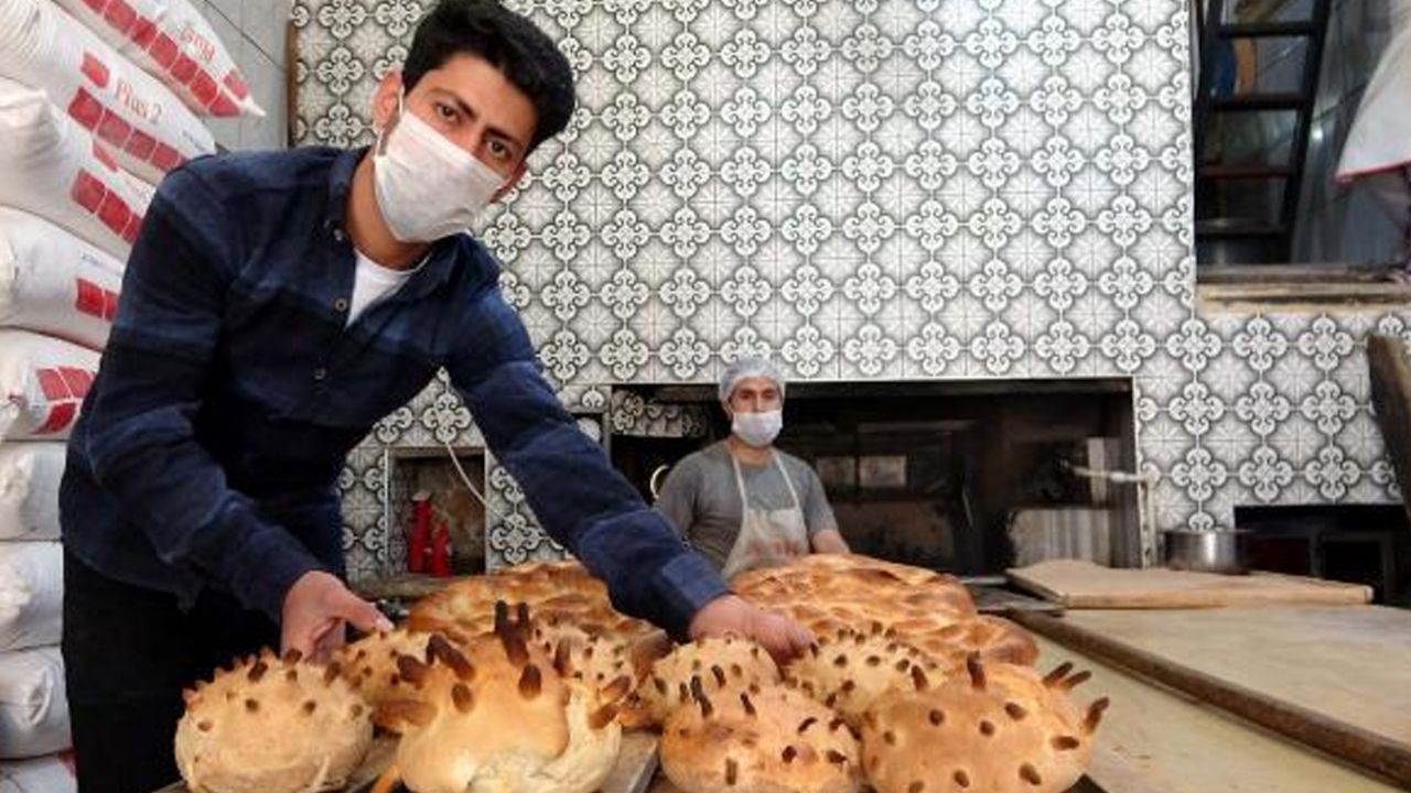 Koronavirüsü şeklinde ekmek üretti 7