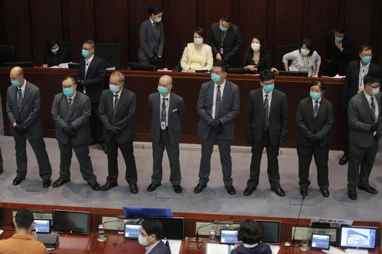 Hong Kong'da ortalık karıştı! Şoke eden fotoğraflar 3