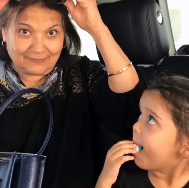 Seranay'ın annesini gören inanamadı! Ablası gibi... 11