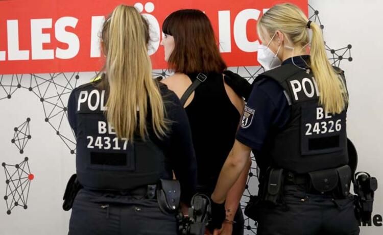 Koronayla ilgili şok iddia! Her şey değişebilir... 17