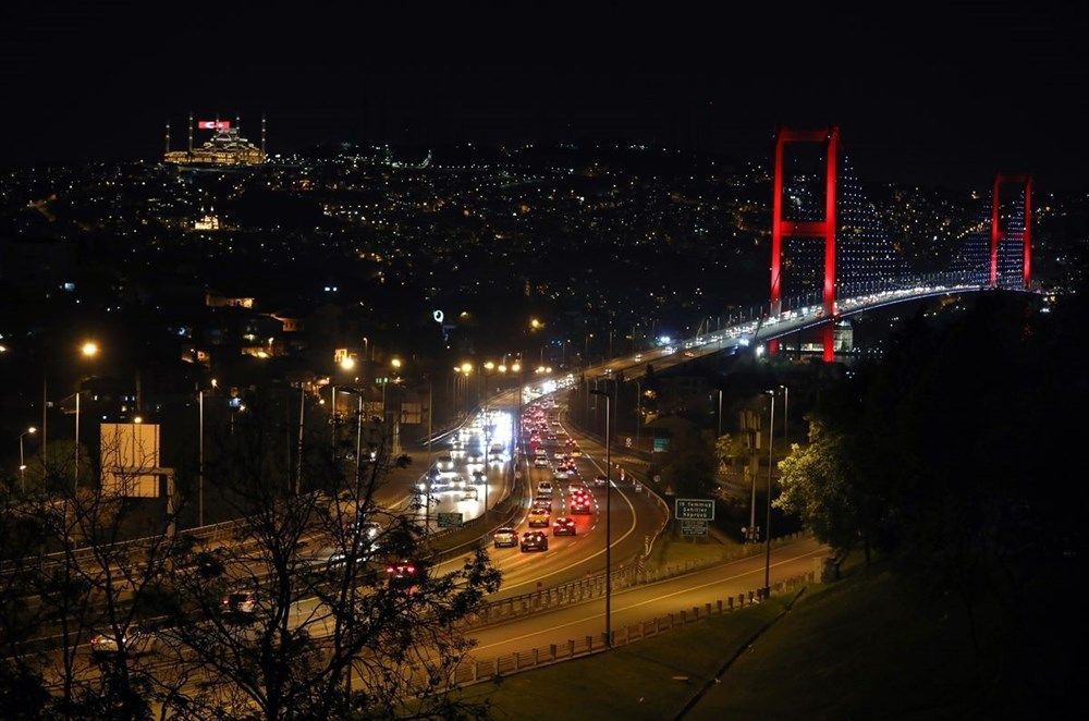 Yasağın ardından gece vakti İstiklal'e akın ettiler! 5