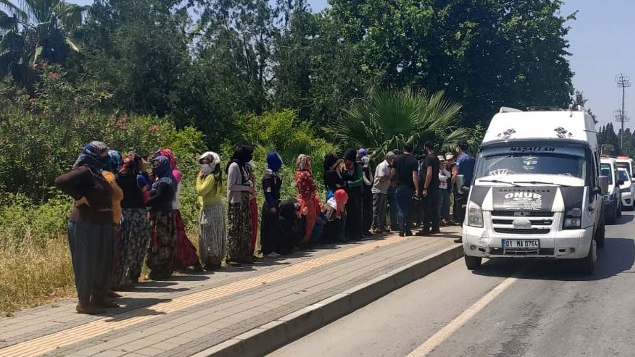 Son dakika... Adana'da polisi şaşkına çeviren olay! 14 kişilik araçtan 35 kişi çıktı 5