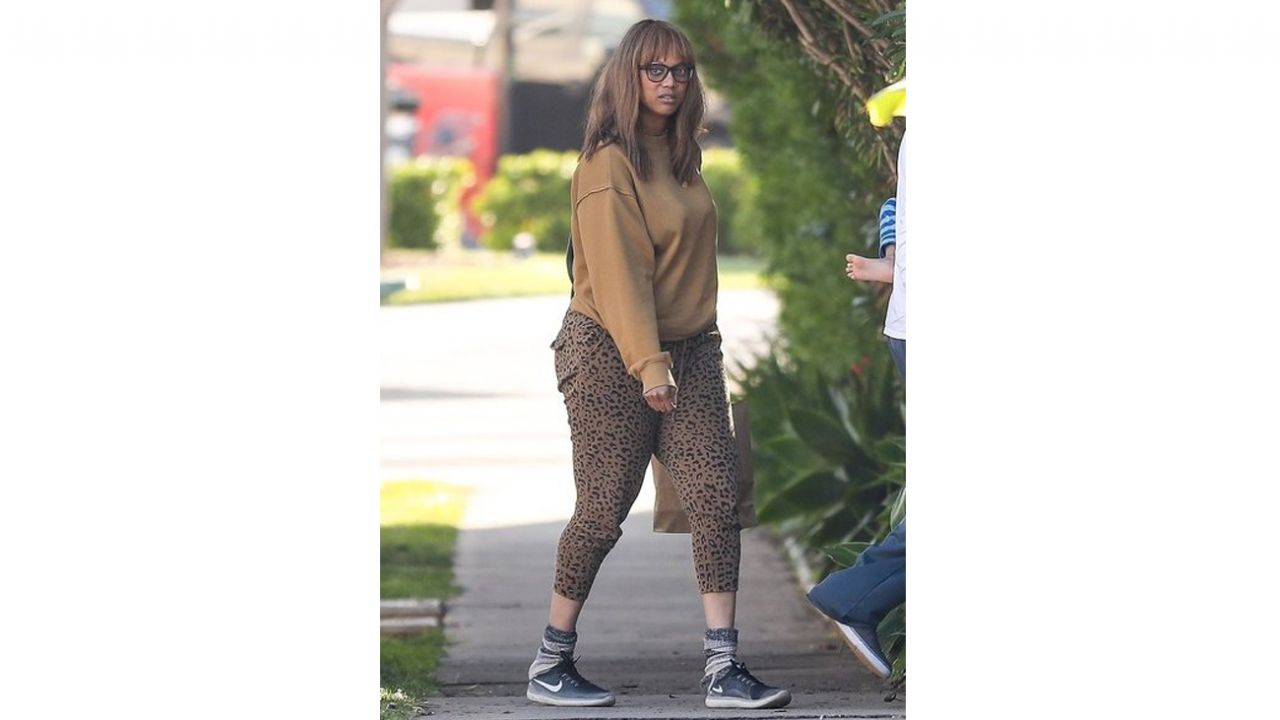 Tyra Banks en doğal haliyle görüntülendi 3