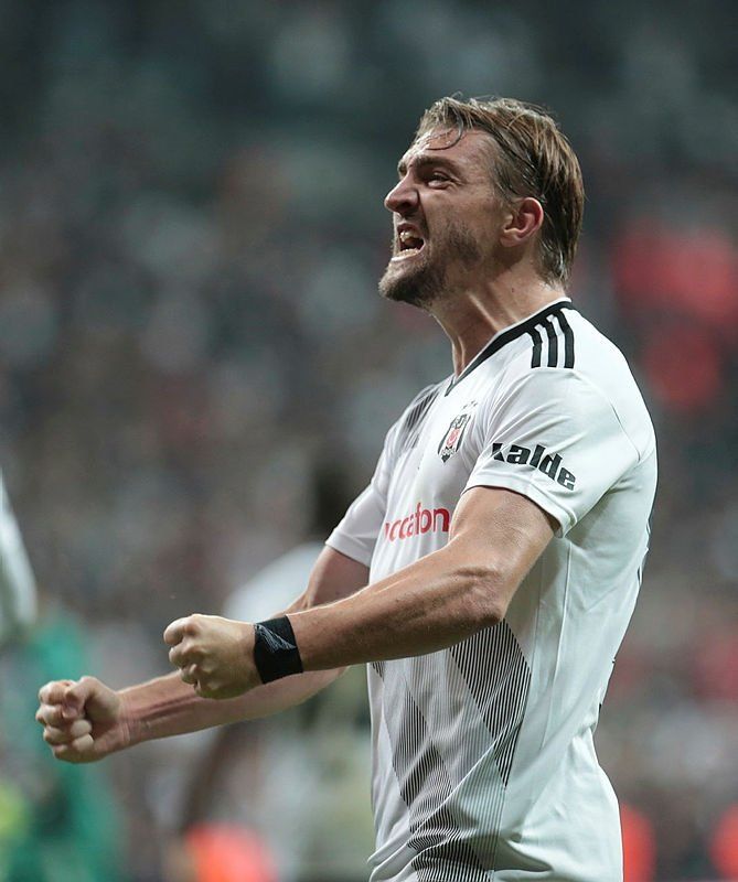 Fenerbahçe'nin transfer listesi ortaya çıktı! İşte o isimler 5