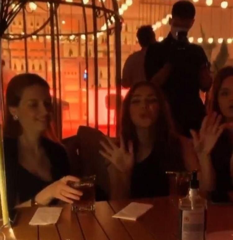 Şoke eden görüntüler! Gece kulüpleri doldu taştı 2