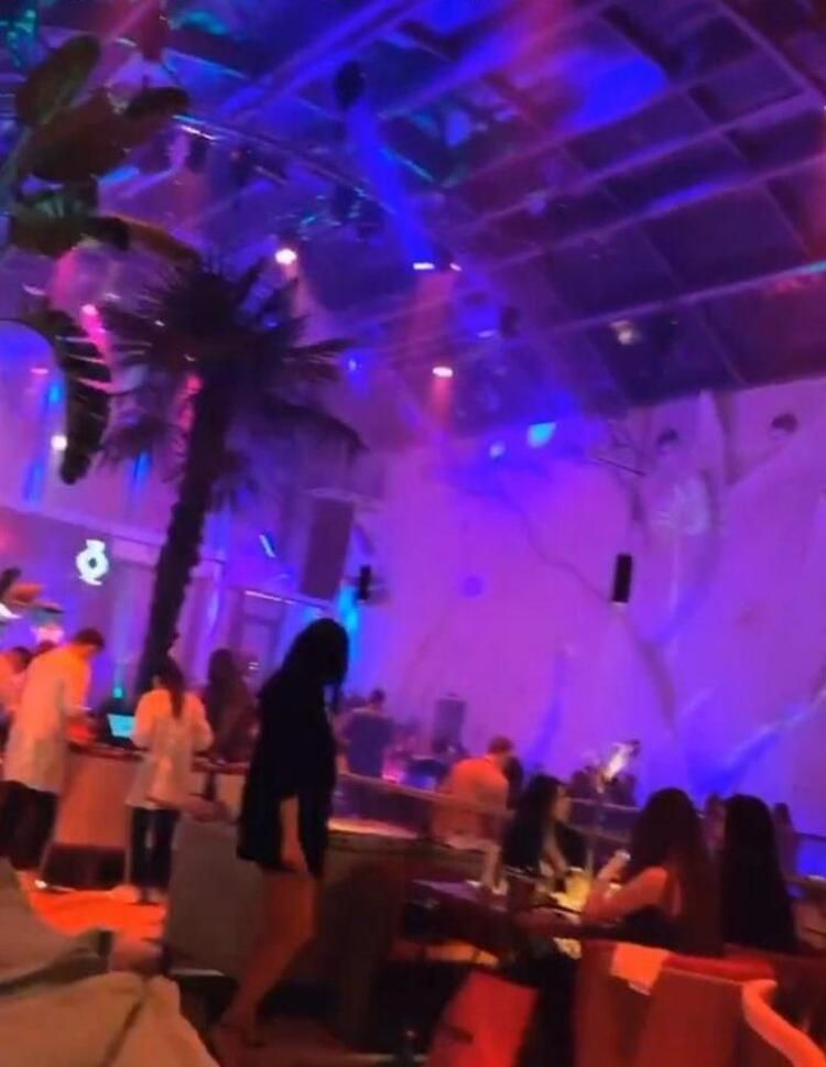 Şoke eden görüntüler! Gece kulüpleri doldu taştı 4