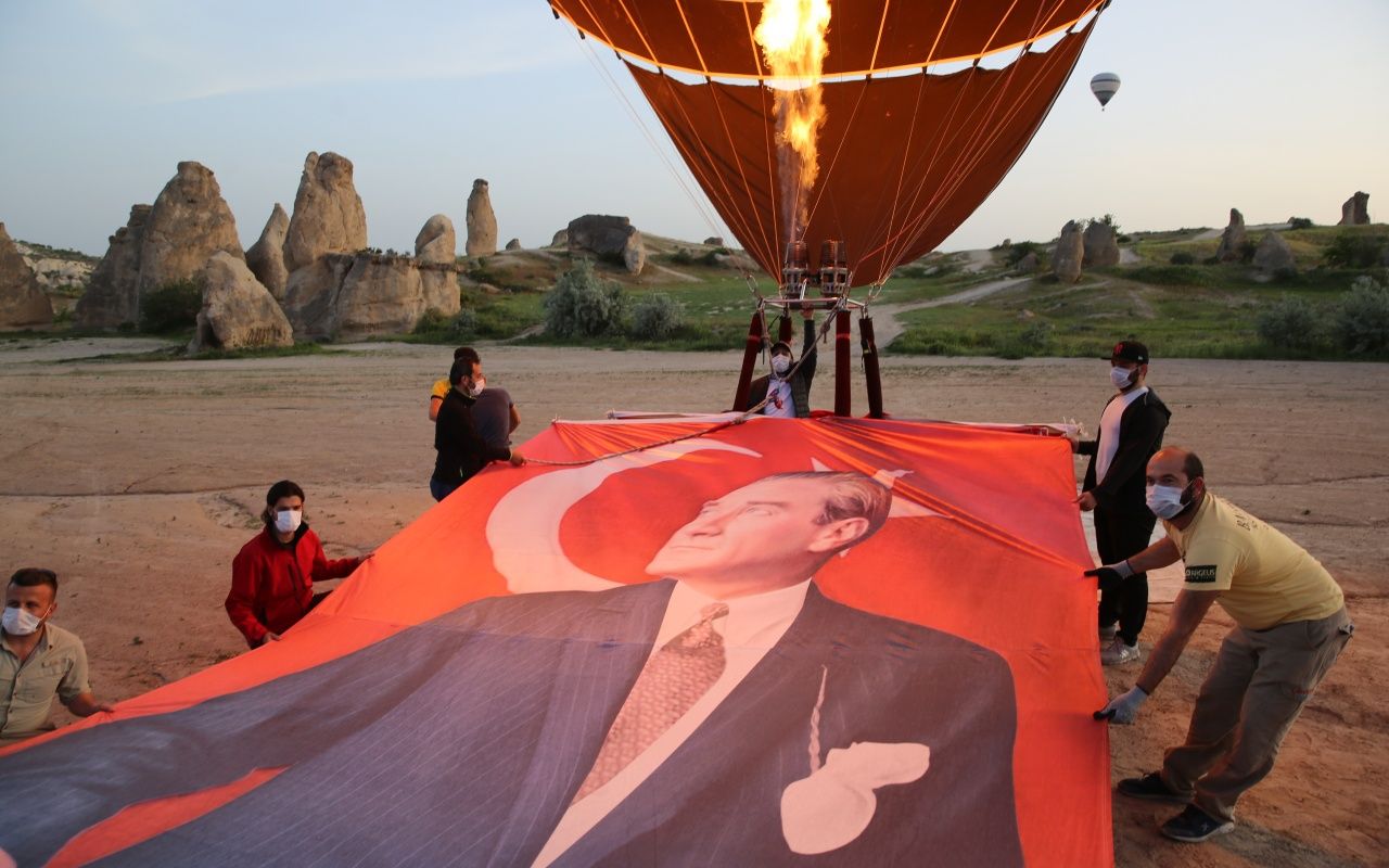 Türkiye’nin 'yerli ve milli' ilk sıcak hava balonu Atatürk ve Türk bayrağı ile havalandı 10