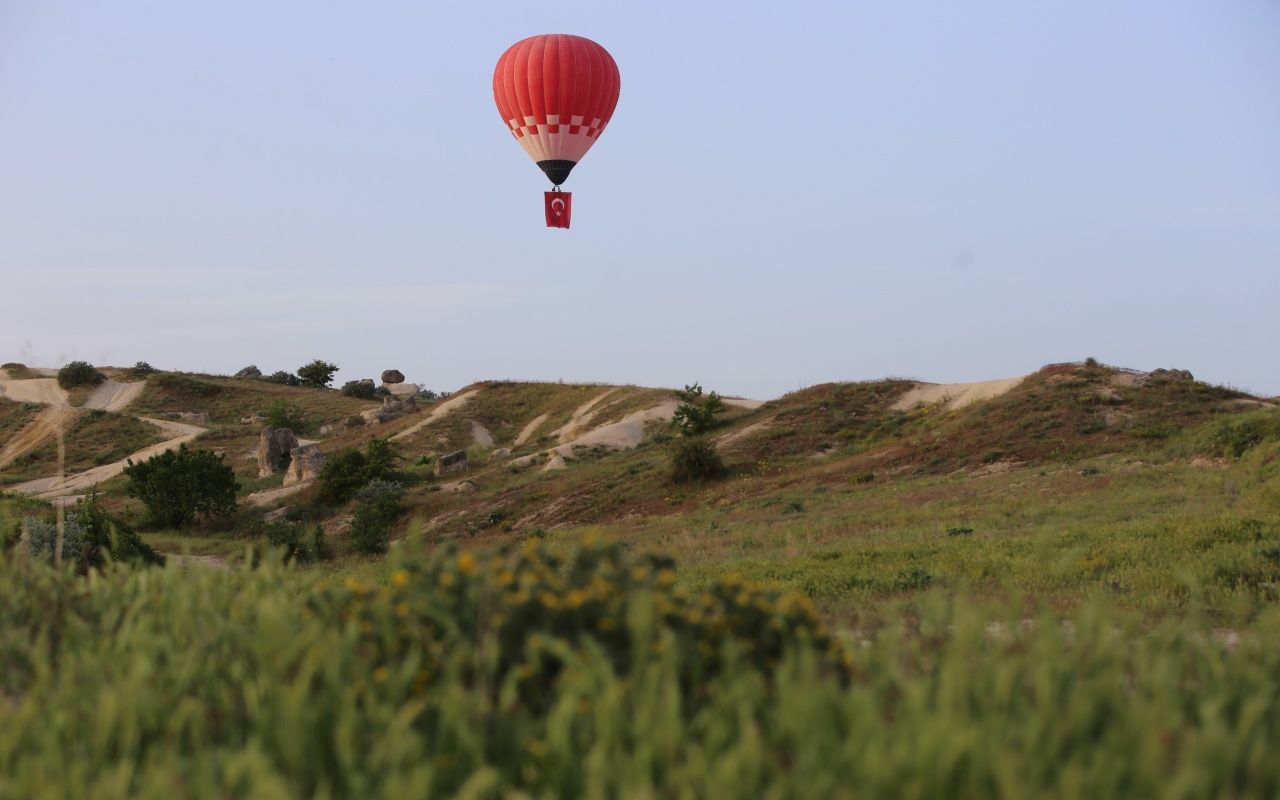 Türkiye’nin 'yerli ve milli' ilk sıcak hava balonu Atatürk ve Türk bayrağı ile havalandı 6