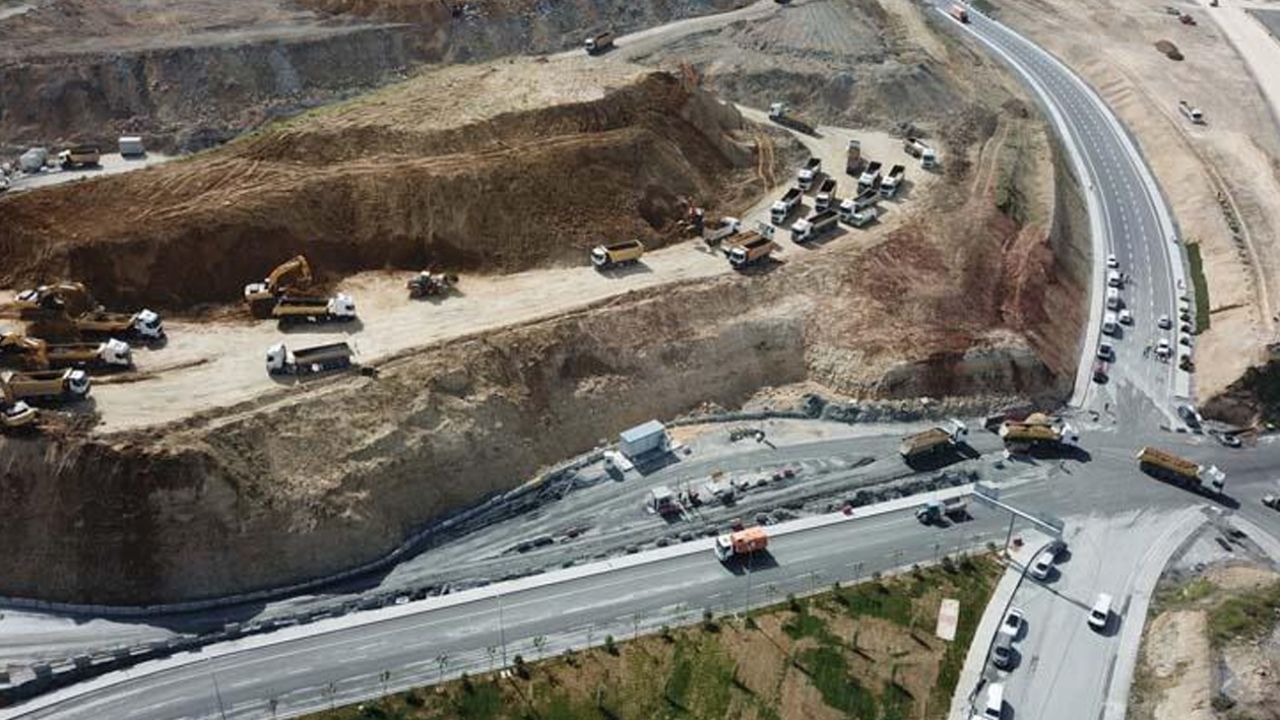Son dakika... 21 Mayıs'ta açılıyor! Başakşehir Şehir Hastanesi'nin tabelası asıldı... 5