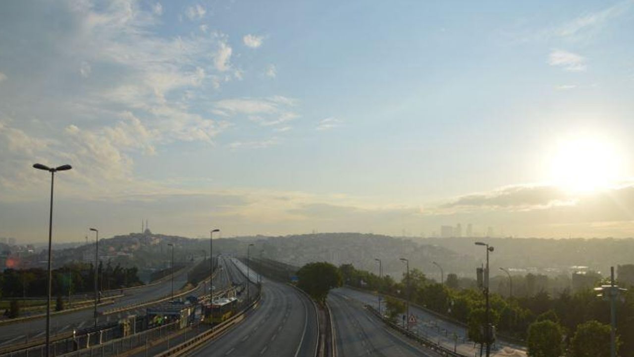 Son dakika... 4 günlük kısıtlamanın ilk gününde İstanbul boş kaldı 5