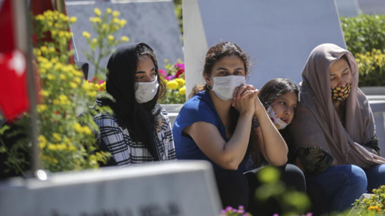Son dakika... Unutulmadılar... '15 yıl oldu ama 15 gün gibi' 6